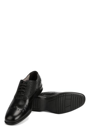 Zapato Formal Negro COLORE