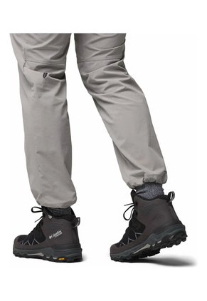 Bota Hombre Columbia Peakfreak Titanium Negro Columbia
