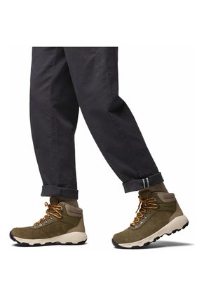 Bota Mujer Columbia Newton Wander Verde Columbia