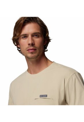Camiseta Hombre Columbia CHILL CREEK WOVEN T Beige Columbia