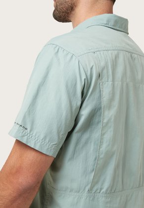 Camisa Verde Claro Columbia Silver Ridge 2.0