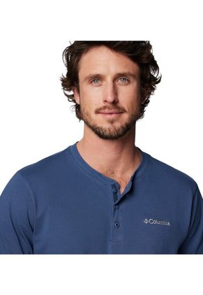Camiseta Hombre Landroamer™ SS Henley II 2074361-LYD Columbia