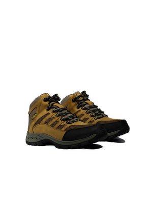 Bota Hombre Outdoor -Herreros- Ryzen Melon