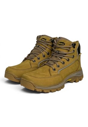 Bota Hombre Outdoor -Herreros- Territory Montaña