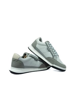 Zapato Casual  -Herreros-  Striker Gris