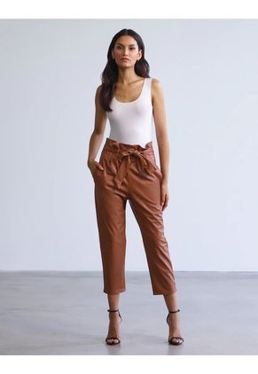 Pantalón Paperbag De Piel Sintética Cocoa Commando Op