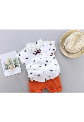 Conjunto Para Niño Pantalones Cortos Con Camisa Y Con Corbatin.