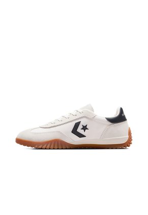 RUN STAR TRAINER CONVERSE