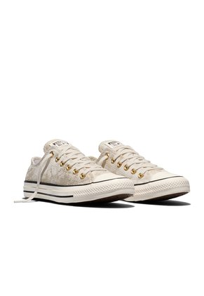 Tenis Converse Chuck Taylor All Star Mujer-Beige