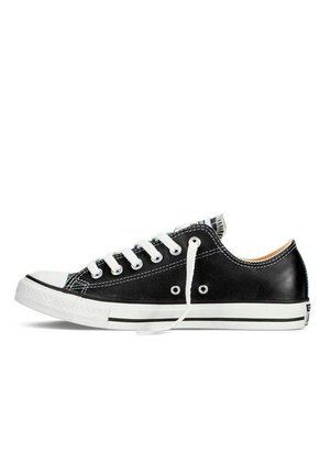 Tenis Converse Chuck Taylor All Star Cuero Unisex-Negro