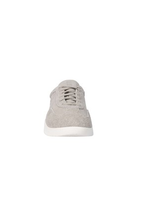 TENIS RUN STAR TRAINER CONVERSE