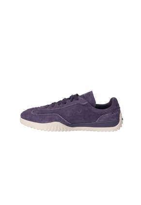 TENIS RUN STAR TRAINER CONVERSE