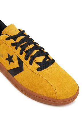Tenis Converse All Star Classic Trainer LifeStyle Amarillo