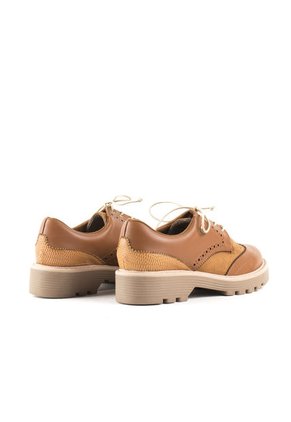 Zapatos De Mujer Color Miel Cosmos