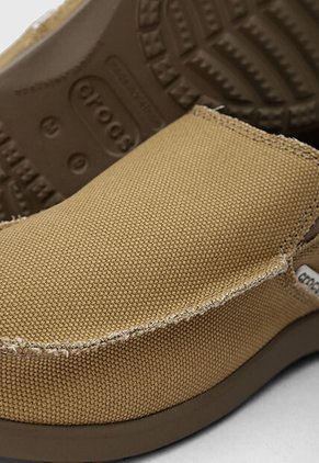 Mocasines Crocs Santa Cruz Caqui