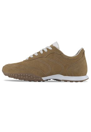 Tenis Urbanos Quiron Camel Croydon Para Mujer