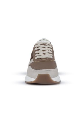 Tenis Urbanos Zamai Café Croydon Para Mujer