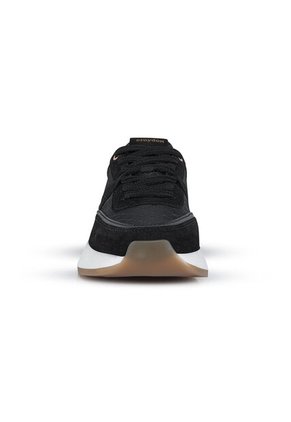 Tenis Urbanos Xanthee Negro Croydon Para Mujer