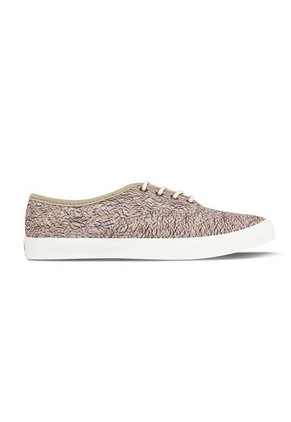 Tenis Mila Beige Croydon Para Mujer
