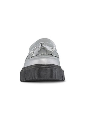 Mocasines Griselda Plata Para Mujer Croydon