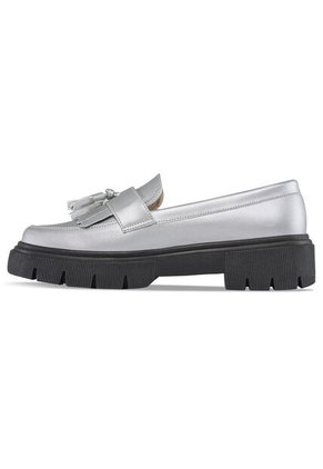Mocasines Griselda Plata Para Mujer Croydon
