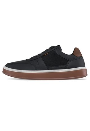 Tenis Urbanos Axis Negro Croydon Para Hombre