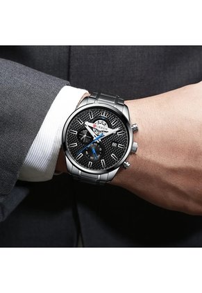 Reloj Curren 8352 Cronógrafo Tablero Negro - Plata