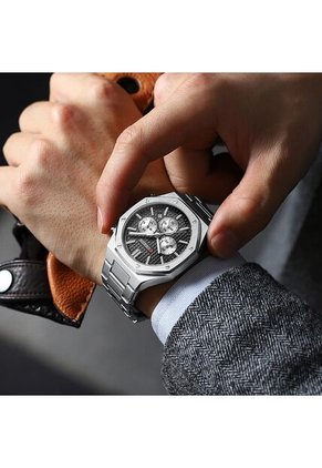 Reloj Curren 8440 Cronógrafo Fondo Negro - Plata