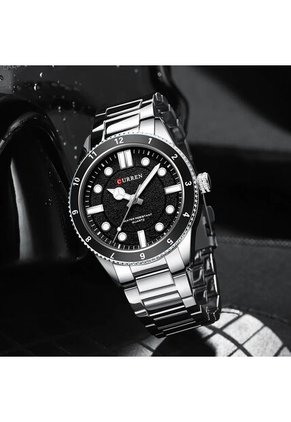 Reloj Curren 8450 Clasico Tablero Negro - Plata