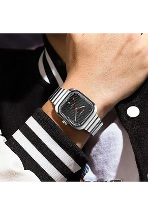 Reloj Curren 8460 Clasico Tablero Negro - Plata