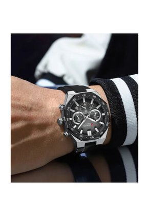 Reloj Curren Modelo KREE4401 Negro Hombre