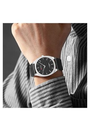 Reloj Curren Modelo KREE3702 Negro Hombre