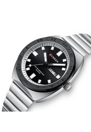 Reloj Curren 8473 Clasico Tablero Negro - Plata
