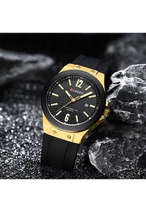 Reloj Curren 8467 Deportivo Marco Dorado - Negro