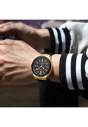 Reloj Curren 8467 Deportivo Marco Dorado - Negro