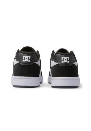 Tenis DC Shoes Manteca 4 Para Mujer Color Negro Y Blanco