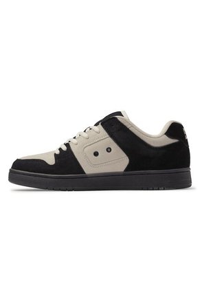 Tenis DC Shoes Hombre Manteca 4S Color Blanco Negro