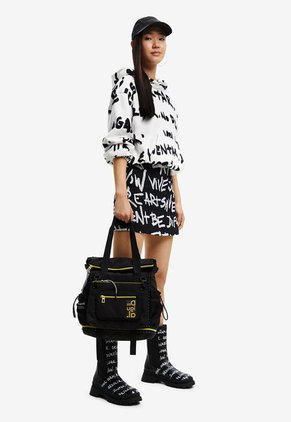 Hoodie Blanco-Negro Desigual