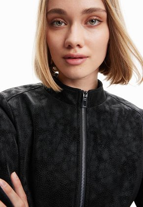 Chaqueta Biker Negro-Plateado Desigual