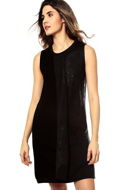 Vestido Negro Desigual