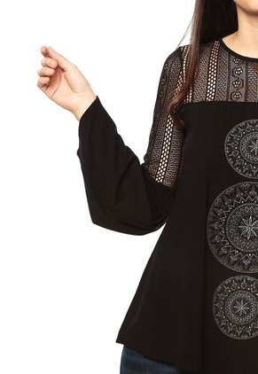 Blusa Negra Desigual
