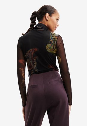 Camiseta Manga Larga Negro Multicolor Desigual