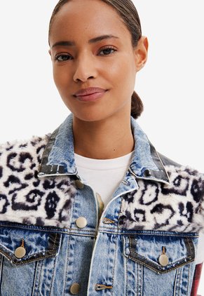 Chaleco Azul Multicolor Desigual