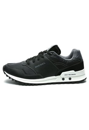 Tenis Negro-Gris-Blanco DIESEL
