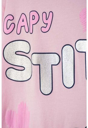 Camiseta De Stitch Y Capybara Manga Corta Rosada Para Niña 10