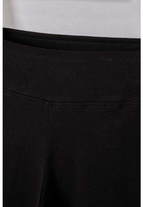 Conjunto De Toy Story Con Jogger Marfil Y Negro Para Niña 12