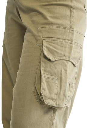 Pantalon Verde DOUGGER BALTIMORE.