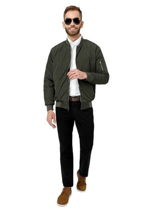 Chaqueta Bomber Preacolchada Verde Militar Dougger LUCCA