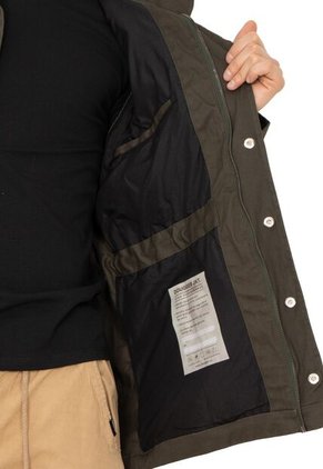 Chaqueta Verde Militar DOUGGER ICONIC