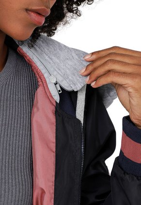 Chaqueta Azul DOUGGER ROSARIO